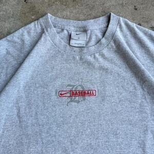 Y2K Vintage Nike Center Swoosh Baseball Tee